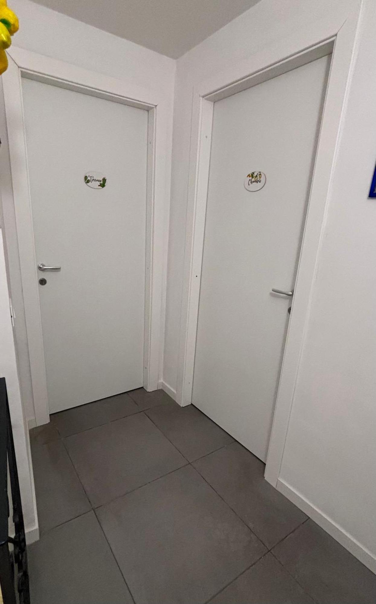Chez Julie Apartment Чефалу Екстериор снимка