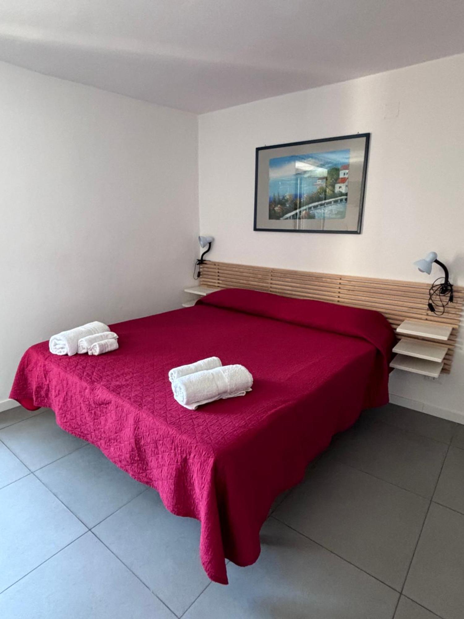 Chez Julie Apartment Чефалу Екстериор снимка