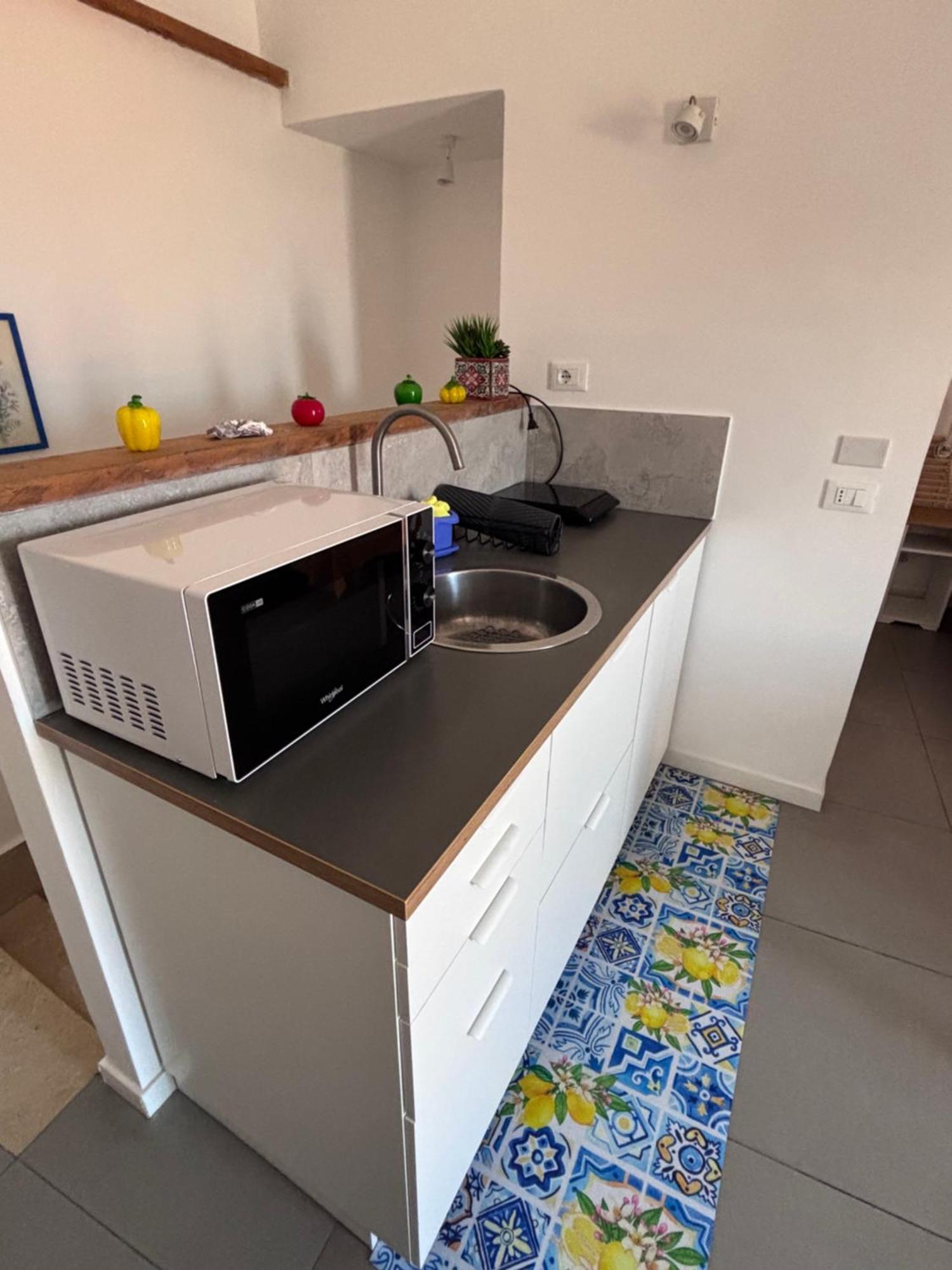 Chez Julie Apartment Чефалу Екстериор снимка